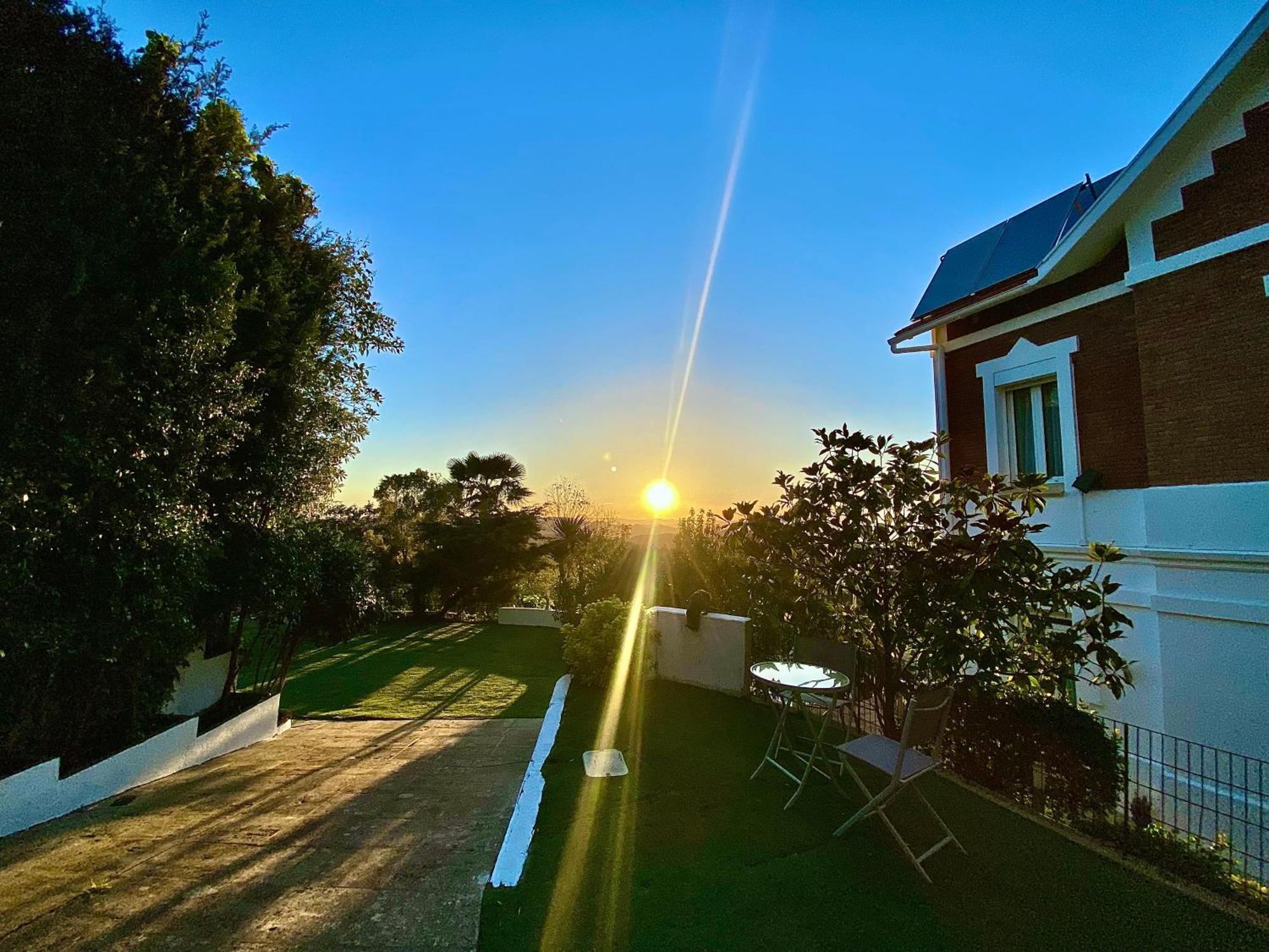 Aya House Hotel Барселона Екстериор снимка