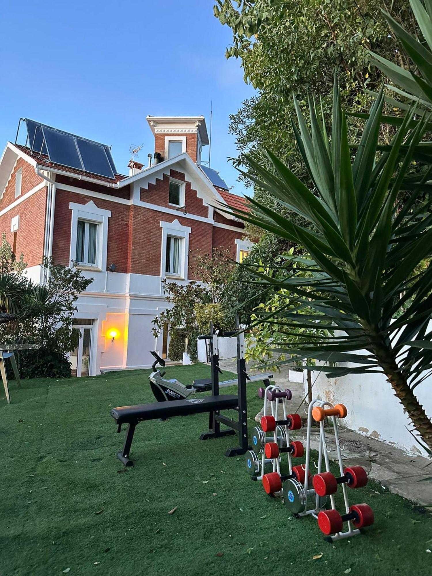 Aya House Hotel Барселона Екстериор снимка